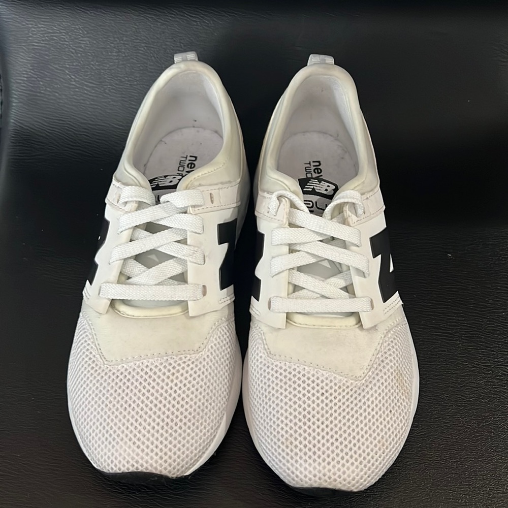 Boys new balance sneakers